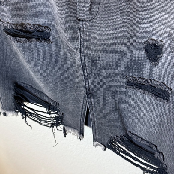Forever 21 Distressed Dark Gray, Jean Mini Skirt, M - Picture 3 of 8